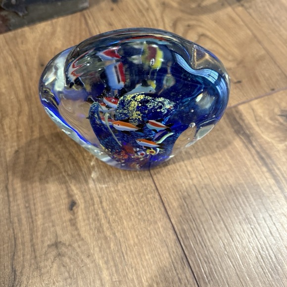 Art Glass Fish Aquarium Paperweight Clamshell Double Sided 6" Tall - Picture 2 of 8